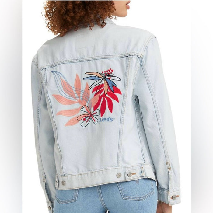PanacheProse Levi’s Women’s Ex-Boyfriend Denim Trucker Jacket - Size XL