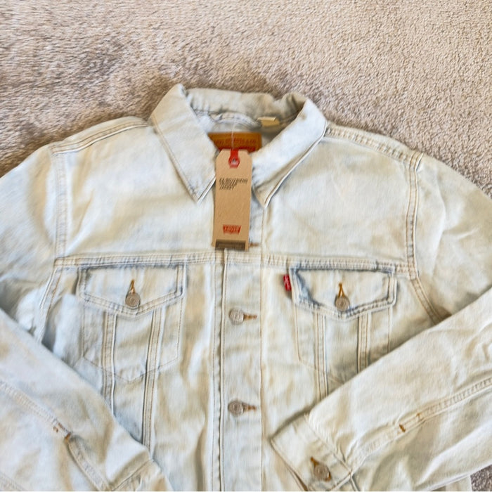PanacheProse Levi’s Ex-Boyfriend Trucker Denim Jacket Size L with Floral Embroidered Back XL