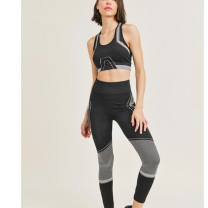 New Arrivals 2 Set crop Blouse and leggings Active Wear