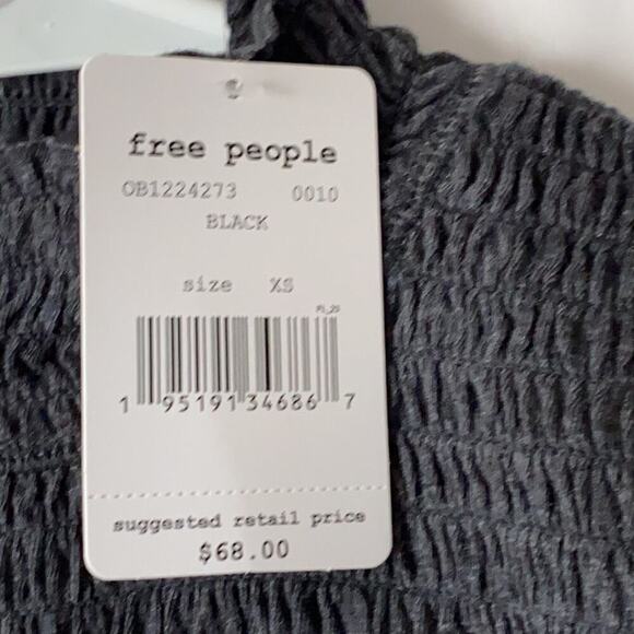 Free People Smocked Mock Neck Long Sleeve Knit Tee Size XS ⭐️⭐️⭐️⭐️⭐️