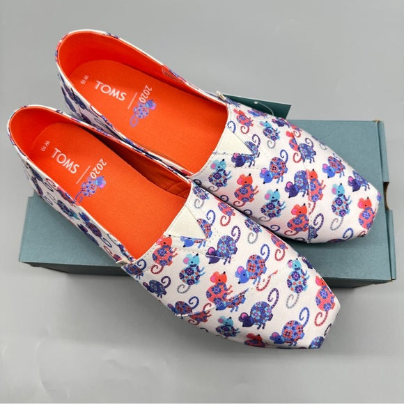 NWT Toms US Size 10 Floral Women’s and Blue Canvas Flats with Elephant Print