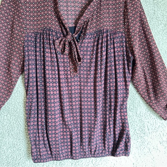 Pre - Loved LOFT Women's Burgundy Blouse