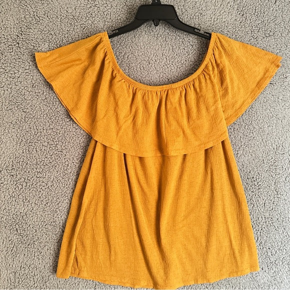 Pre - Loved Free Kisses Women's Mustard Off-Shoulder Blouse Size 2X
