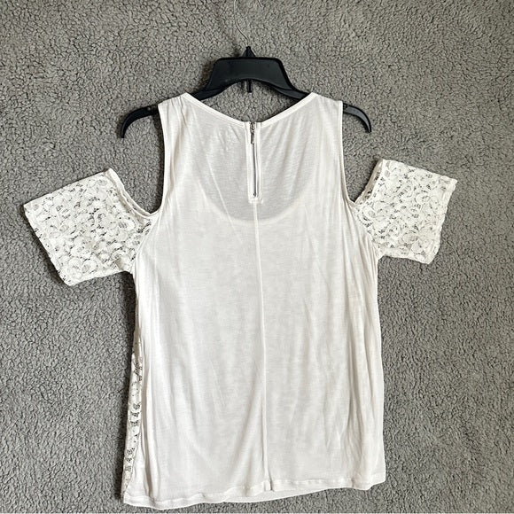 Pre - Loved Solo New York Jeans Elegant White Lace Cold Shoulder Blouse