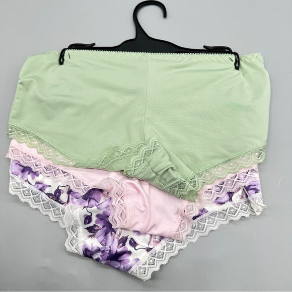 NWT Daisy Fuentes Purple and Pink Floral Lace Trim Panties Size XL