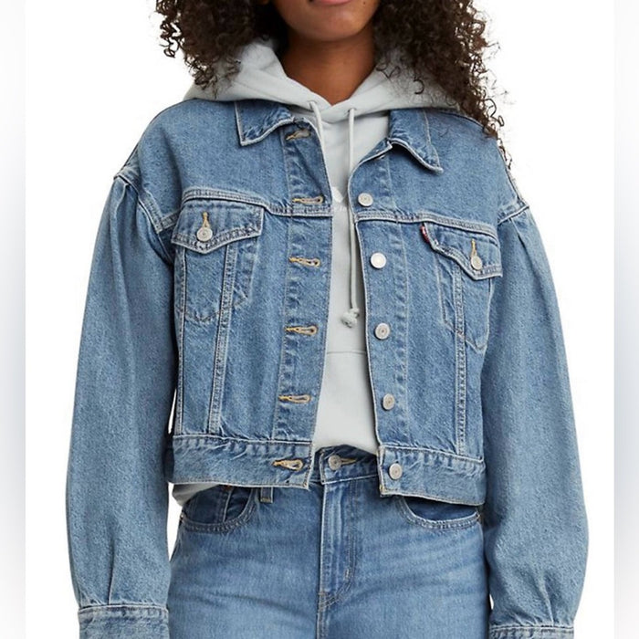 PanacheProse Levi’s Women’s Trucker Jacket with Pleated Sleeves - Size Large