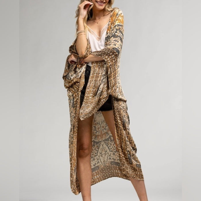 New Bohemian Kimono With split Angel sleeve 100% Viscose *APPROX. L 4.75” W…