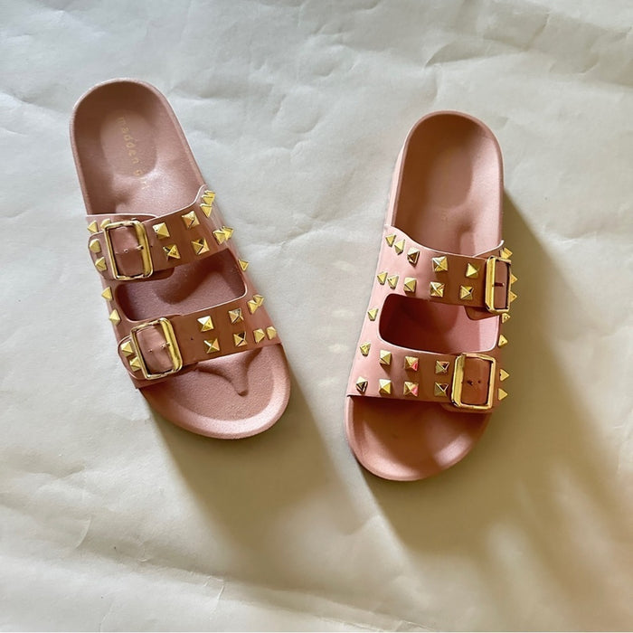 Brand New  Madden Girl Women’s Teddy Caramel Pat Sandals Contort Slip On Size 9