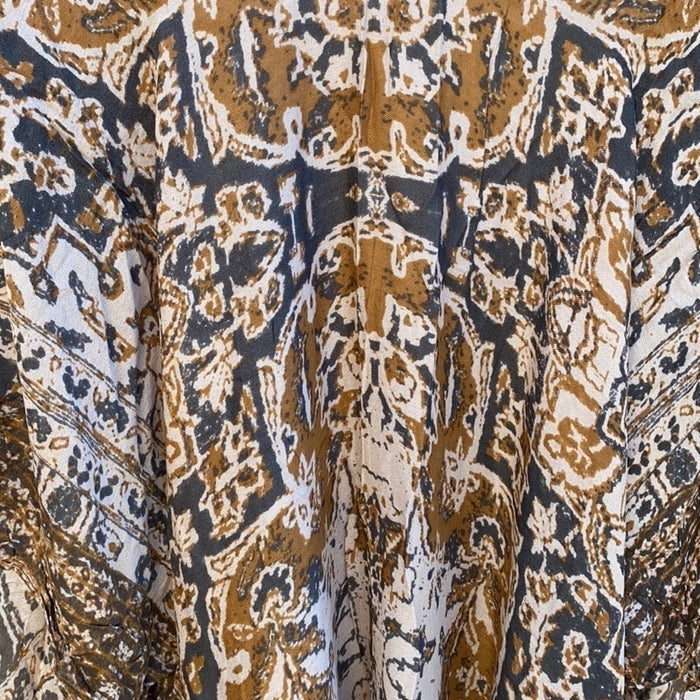 New Bohemian Kimono With split Angel sleeve 100% Viscose *APPROX. L 4.75” W…