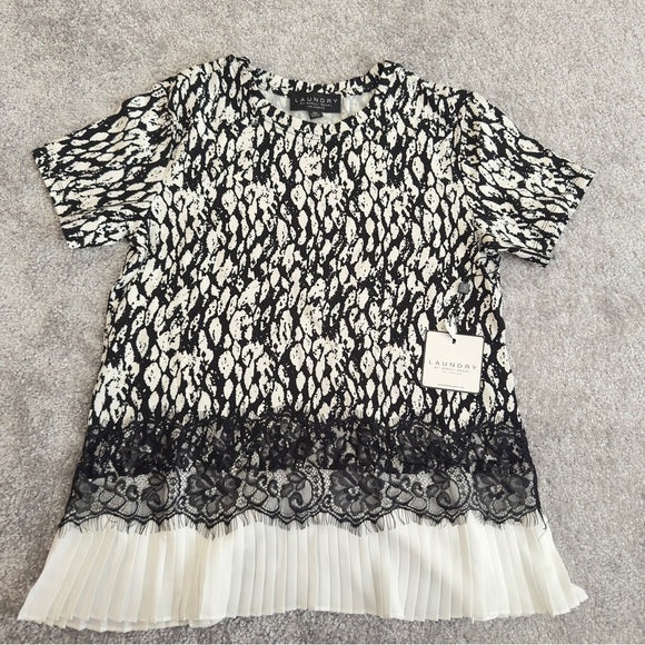 Laundry by Shelli Segal Women’s Short Sleeve Lace Insert Pleated T-Shirt Size XS