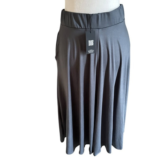 24seven Comfort Apparel Grey 2 Pockets Stretch Maxi Skirt – Size L