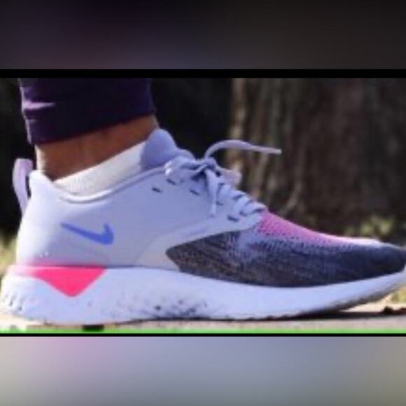 Nike Odyssey React 2 Flyknit Women’s Size 11  Sneakers (AH1016500)