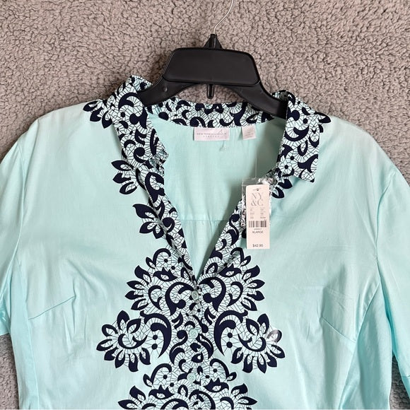 Pre - Loved New York & Company Aqua and Black Embroidered Women's Blouse