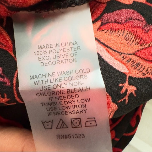 Vince Camuto Women’ Summer Lace Insert Long Floral Lightweight Lace Yoke Blouse