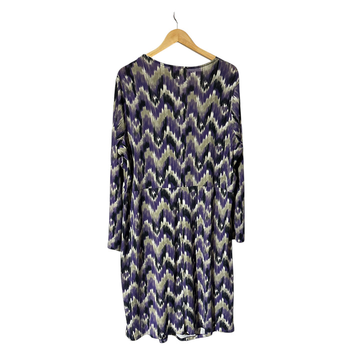 Pre - Loved Michael Kors Women’s Wrap Size 2X 3/4 V Neck MIDI Purple and Cream Dress