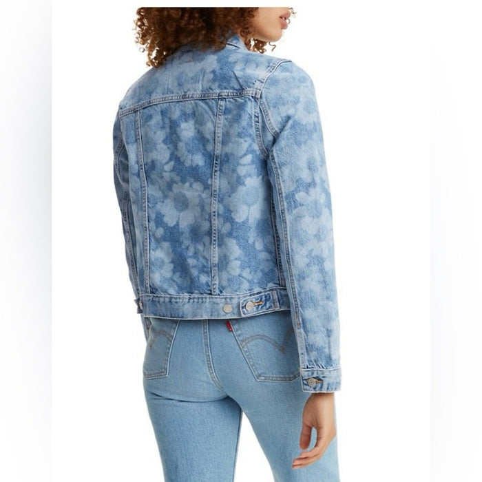 PanacheProse Levi’s Women’s Trucker Jacket, Original Fit - Size Medium