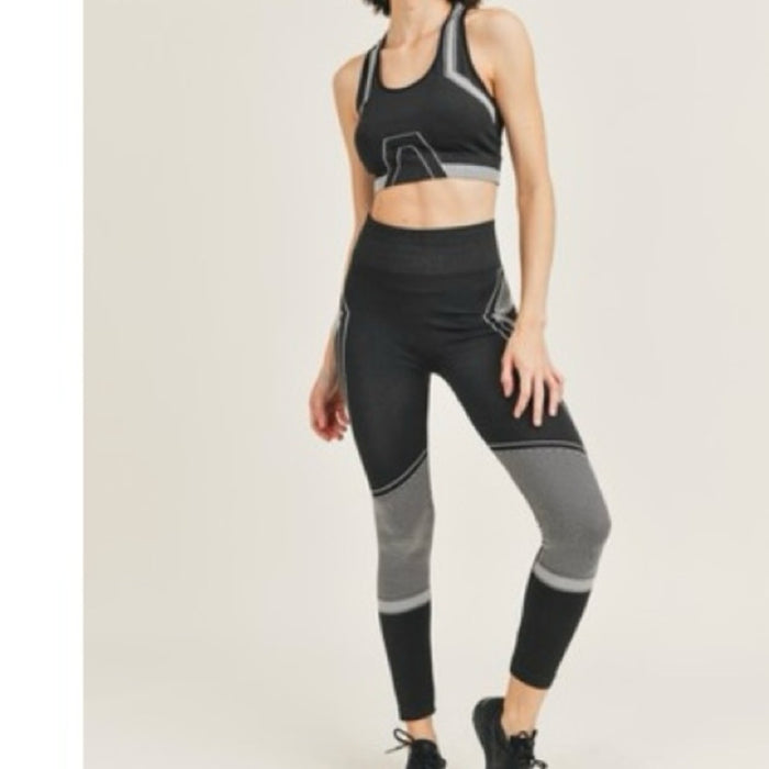 New Arrivals 2 Set crop Blouse and leggings Active Wear