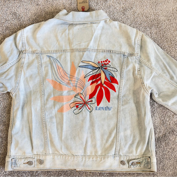 PanacheProse Levi’s Ex-Boyfriend Trucker Denim Jacket Size L with Floral Embroidered Back XL