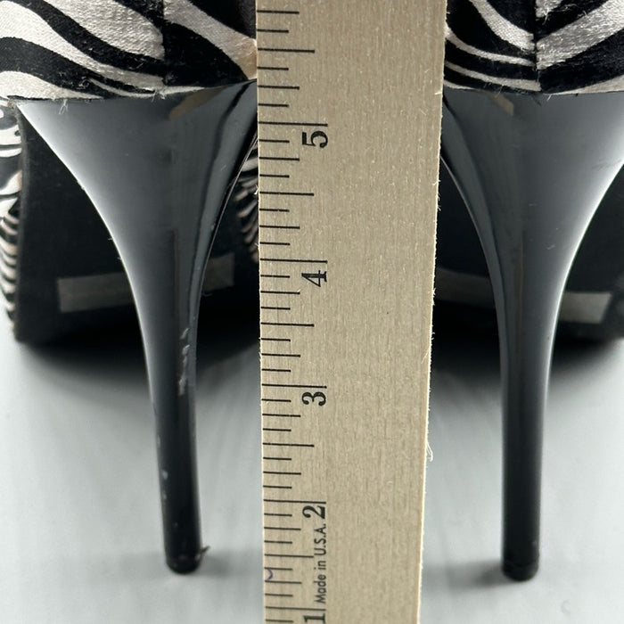 Pre - Loved Charlotte Russe Women’s Black White Heels Shoes Size 8