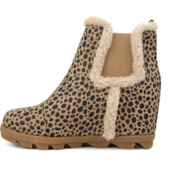 Sugar Haylei Women’s  Wedge Winter Faux Slip On Round Toe Booties Size 8.5M