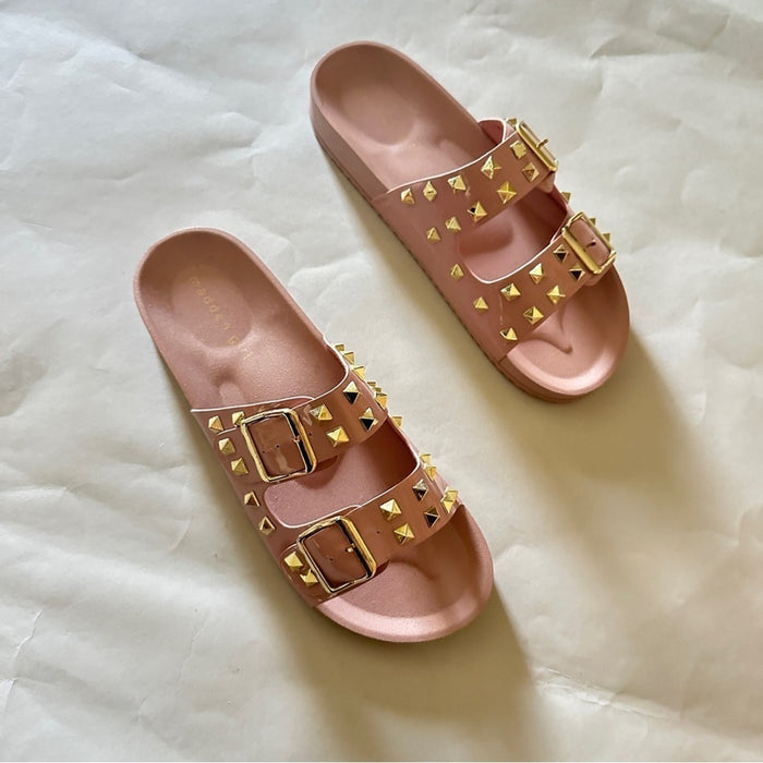 Brand New  Madden Girl Women’s Teddy Caramel Pat Sandals Contort Slip On Size 9