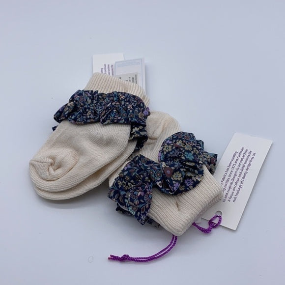 2 Pack Edge hill Collection Liberty London ivory Size XS(0-4) Socks