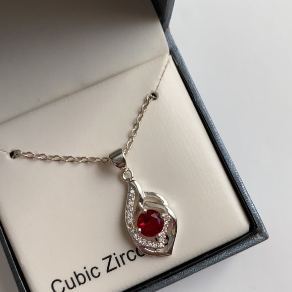 New Direction Cubic Zirconia Necklace ⭐️⭐️⭐️⭐️⭐️