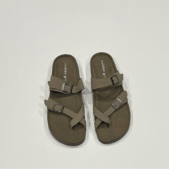 Brand New Madden Girl Size 7.5M Taupe Women’s Bryce Toe Ring Sandals