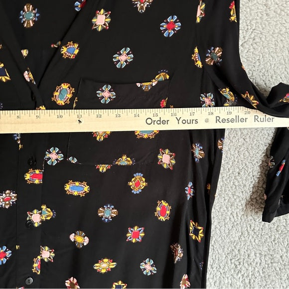 Pre - Loved Zara Basic Women’s Floral Black Button-Up Blouse