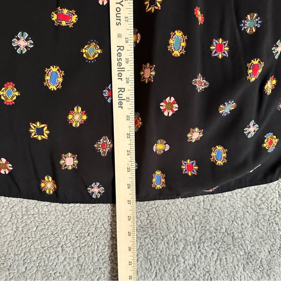 Pre - Loved Zara Basic Women’s Floral Black Button-Up Blouse