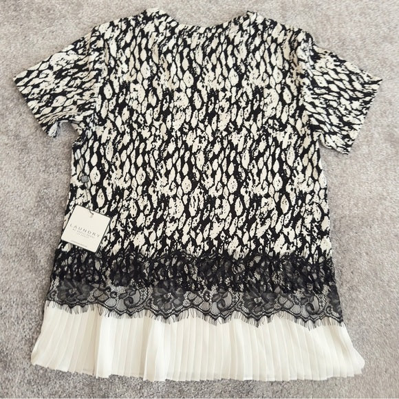 Laundry by Shelli Segal Women’s Short Sleeve Lace Insert Pleated T-Shirt Size XS