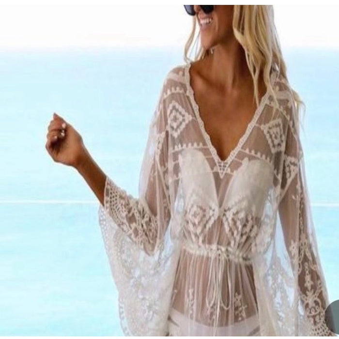 New Boho Short Elegant White Lace Swimsuit Cover-Up – Loose & Flowy Beachwear