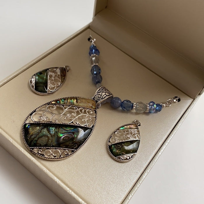 Kim Rogers Women’s Necklace and Earrings Set.