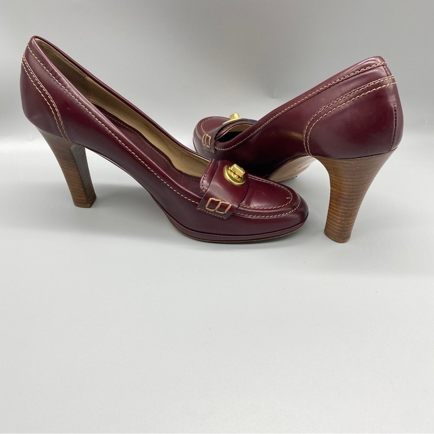 Coach Size 9B Women’s Heel Pump Shoes