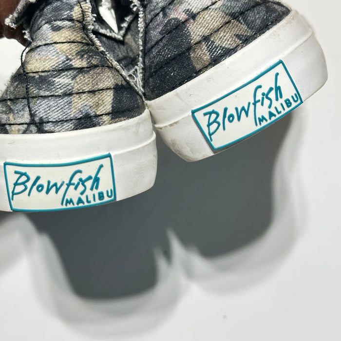 Pre - Loved Blowfish Women’s Black and Tan Sneakers Size 6