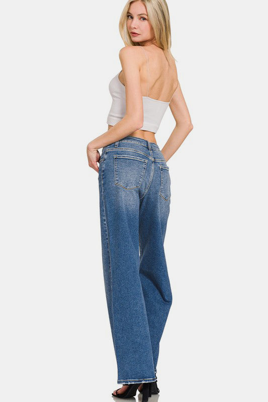 "High Rise Wide Leg Jeans with Pockets - Flattering & Trendy for Women"