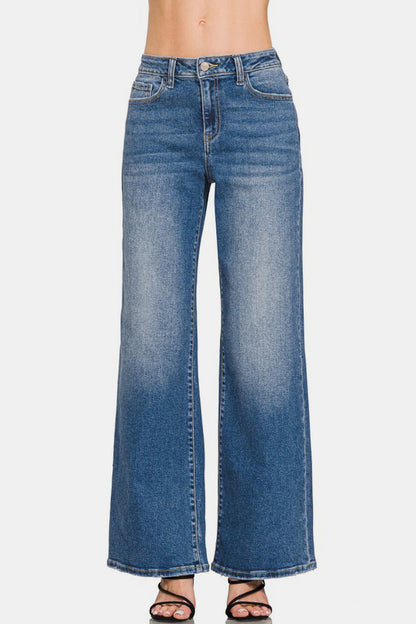 "High Rise Wide Leg Jeans with Pockets - Flattering & Trendy for Women"