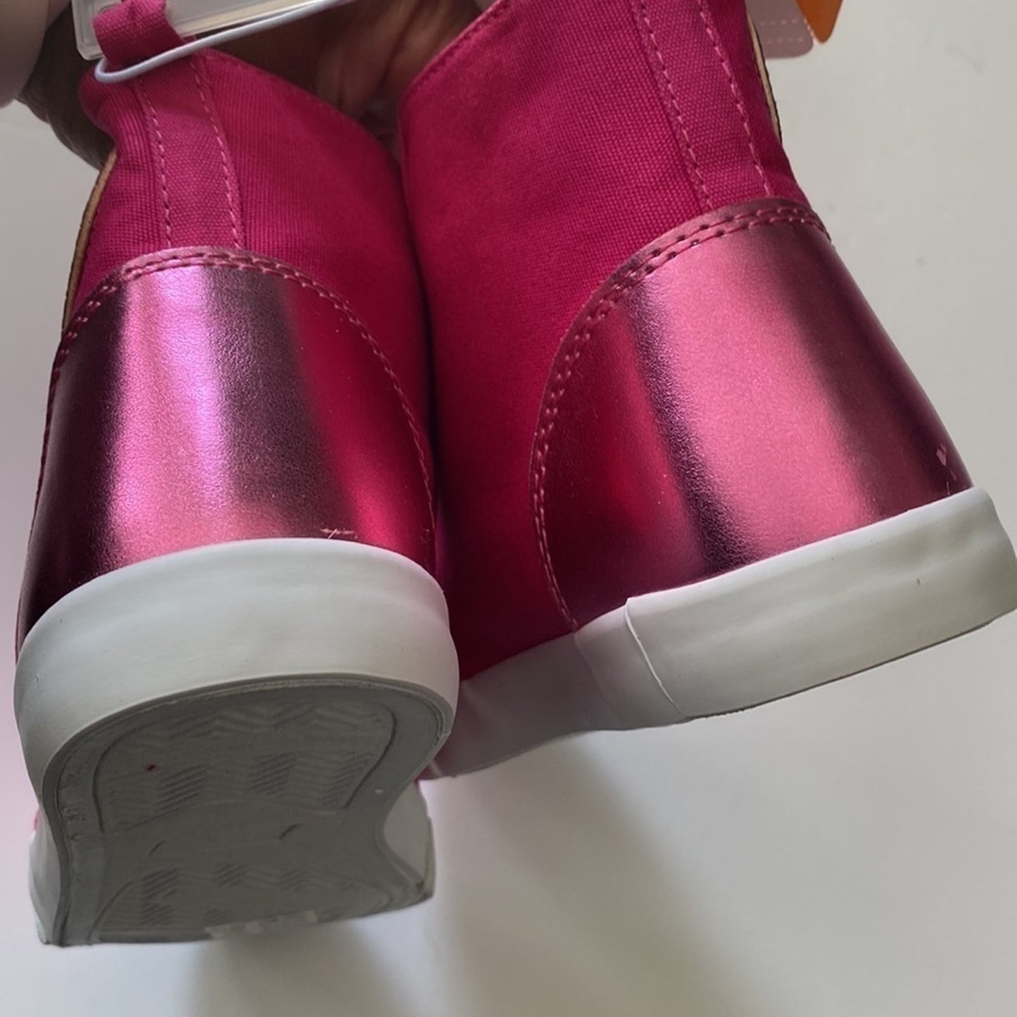 Gymboree Cosmic Club Pink High Tops Sneakers  Girls Size 2. Brand New