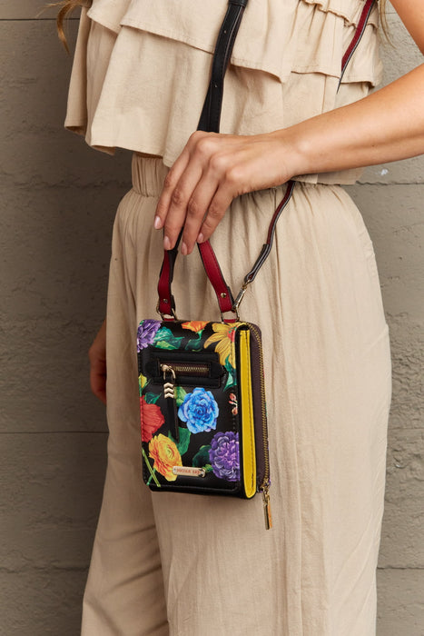PanacheProse Nicole Lee USA Small Crossbody Wallet