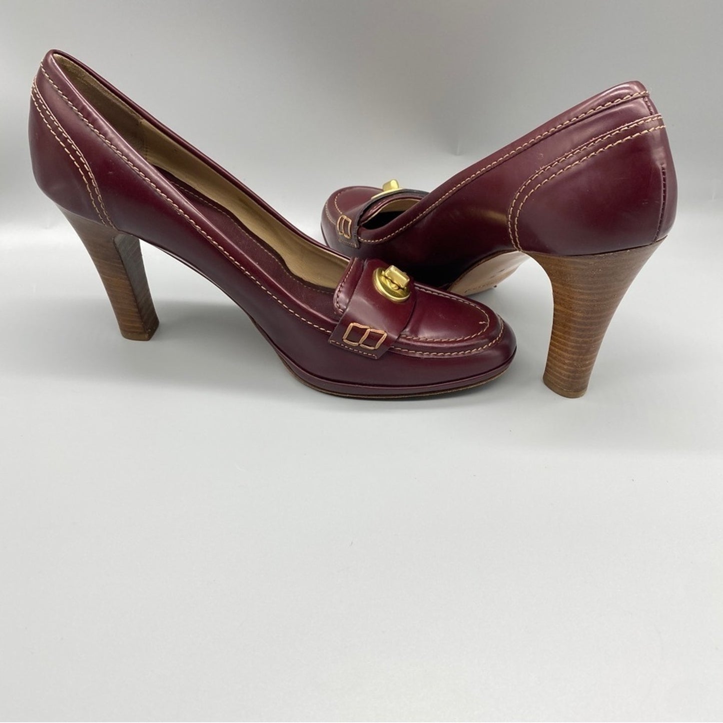 Coach Size 9B Women’s Heel Pump Shoes