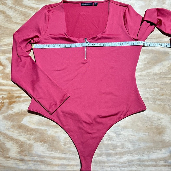 NY & C Red Long Sleeve Zip‑Front Bodysuit – Women’s XL (Pre-Loved) | PanacheProse