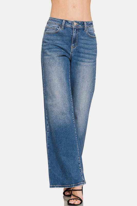 "High Rise Wide Leg Jeans with Pockets - Flattering & Trendy for Women"