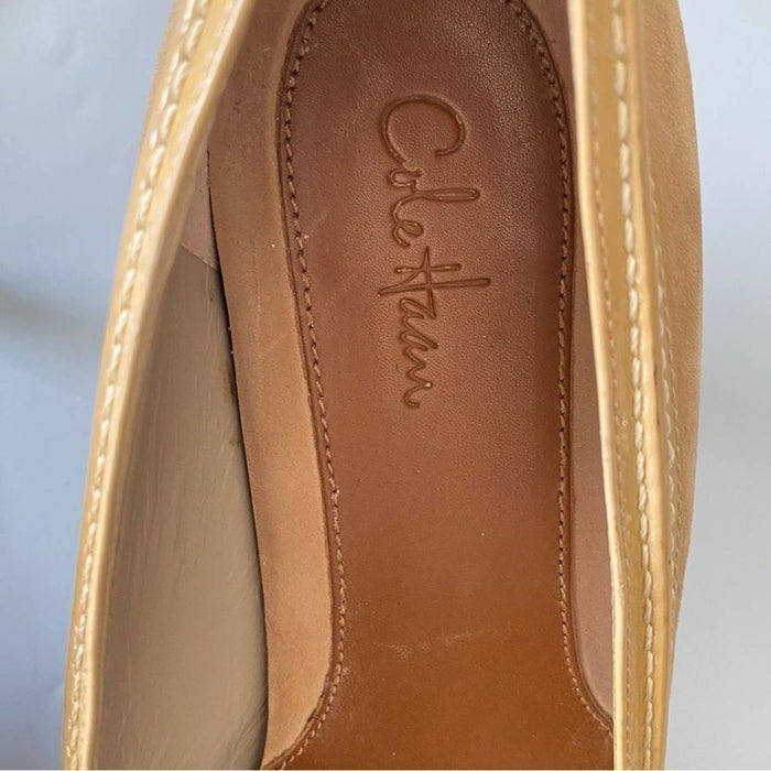 Colethman Size 8.5 Women’s Suede Leather Trim Heel Shoes