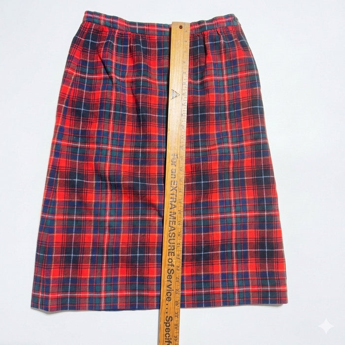 Vintage Red Plaid High-Waisted Skirt – Heritage Tartan A-Line