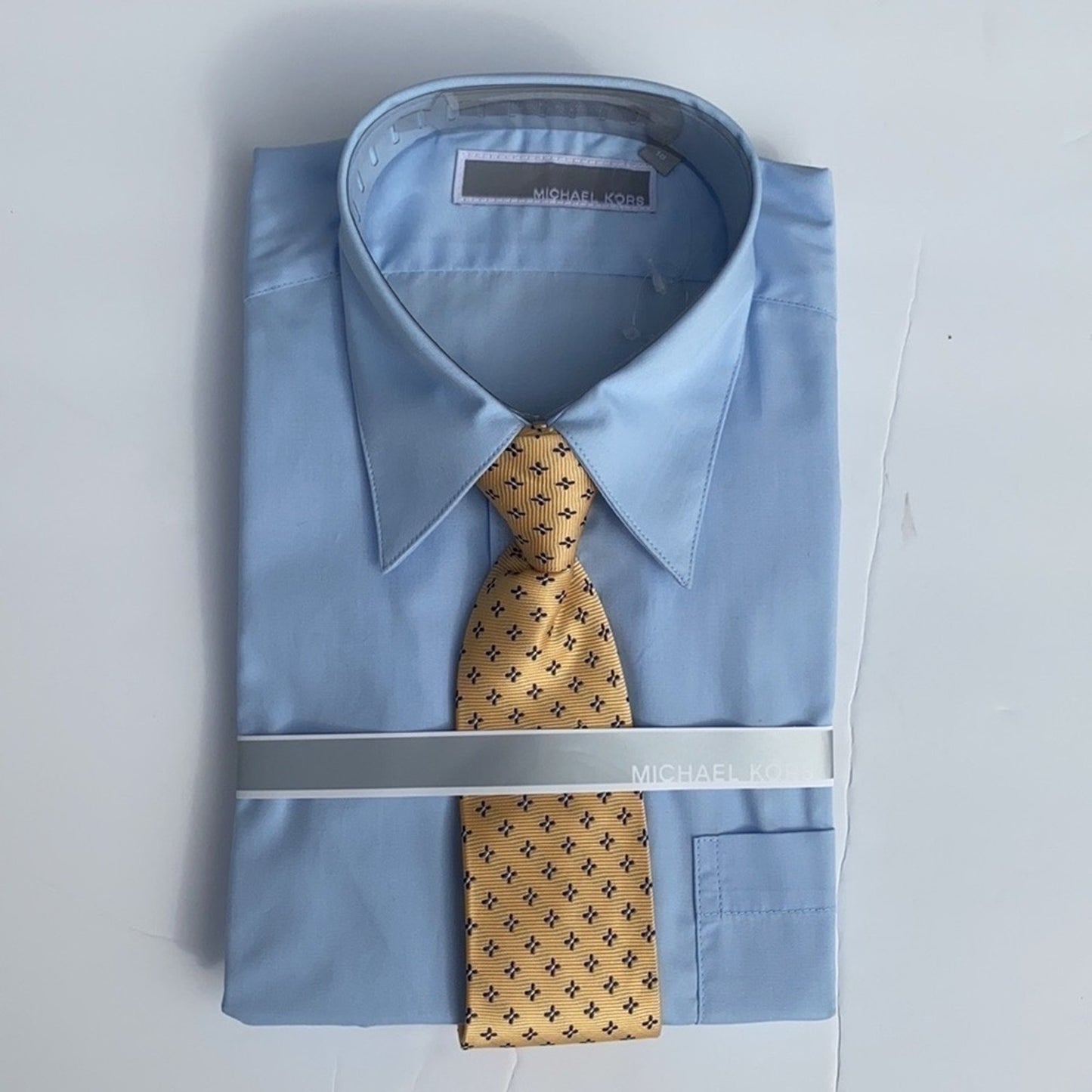 Michael Kors Boys Dress Shirt & Tie Clip Light Blue Long Sleeves Size 20