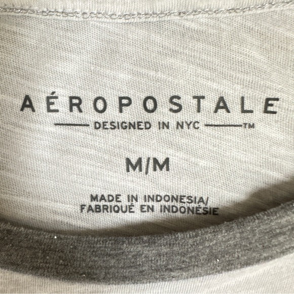 Aeropostale Women’s Gray and White Graphic Tee - Size Women’s Medium, from PanacheProse