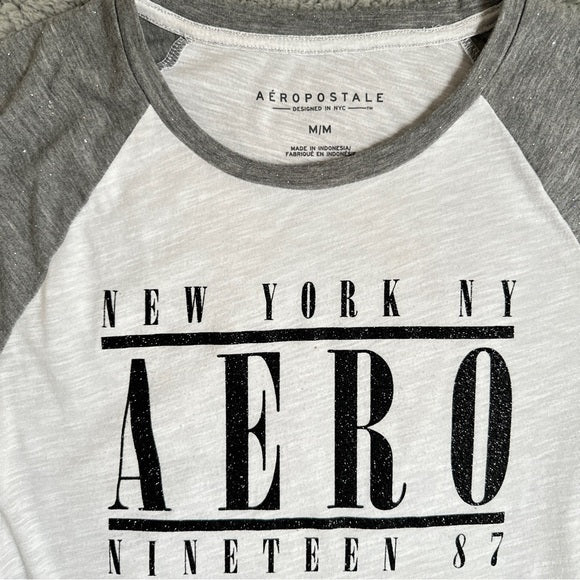 Aeropostale Women’s Gray and White Graphic Tee - Size Women’s Medium, from PanacheProse