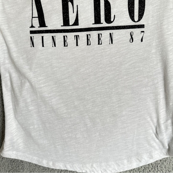 Aeropostale Women’s Gray and White Graphic Tee - Size Women’s Medium, from PanacheProse