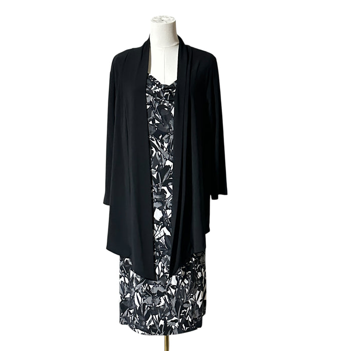 Lovingly worn Lane Bryant Abstract Print Collared Dress – Size 1X