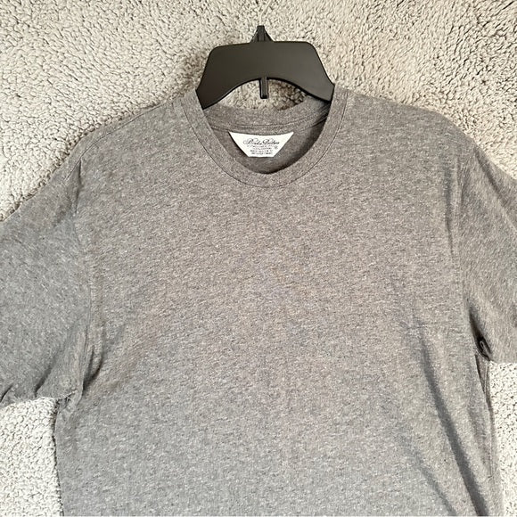 Brooks Brothers Brooks Brothers Gray Men's T-Shirt - – Size Medium, from PanacheProse